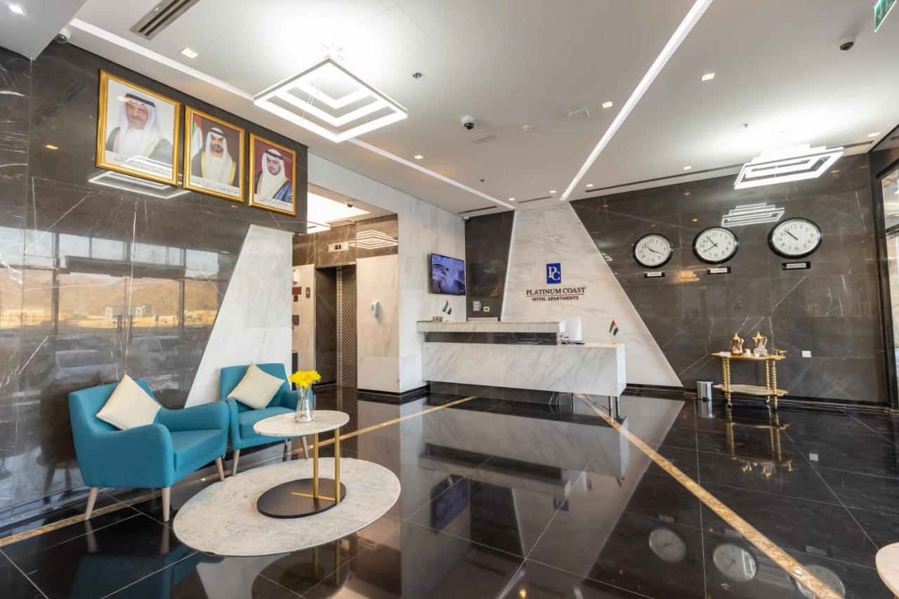 Platinum Coast Hotel Apartments Fujaira Esterno foto The lobby of the hotel